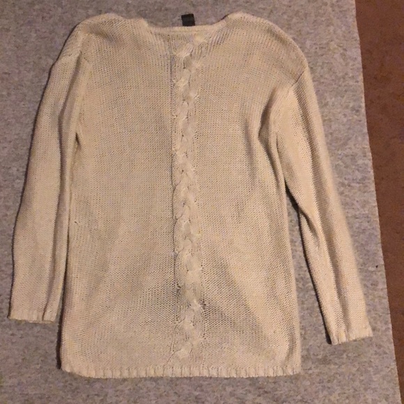 Quinn- Sweater​​​​​​​​ - Picture 3 of 3